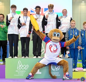 podium foto simone ferraro sfz 4102 copia